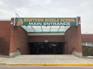 Newtown-Middle-School-newtown-ct
